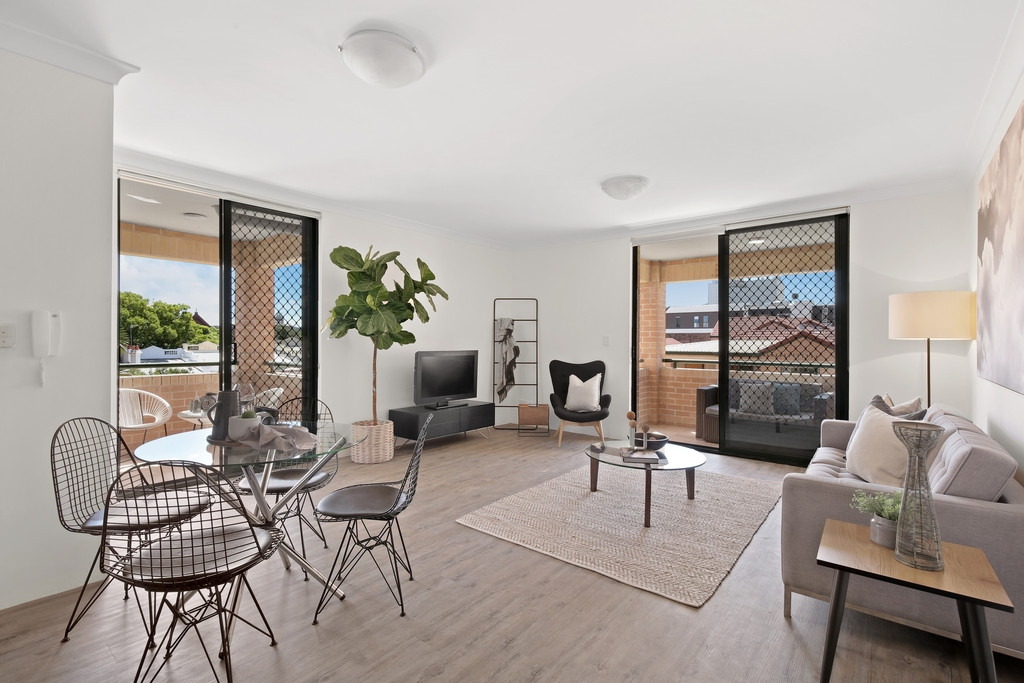 41/146-152 Pitt Street, Redfern Sold by Raine & Horne Newtown - image 1