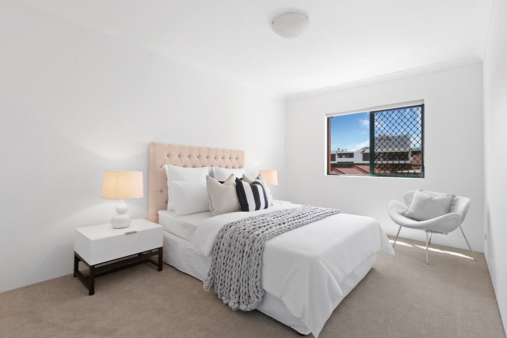 41/146-152 Pitt Street, Redfern Sold by Raine & Horne Newtown - image 1