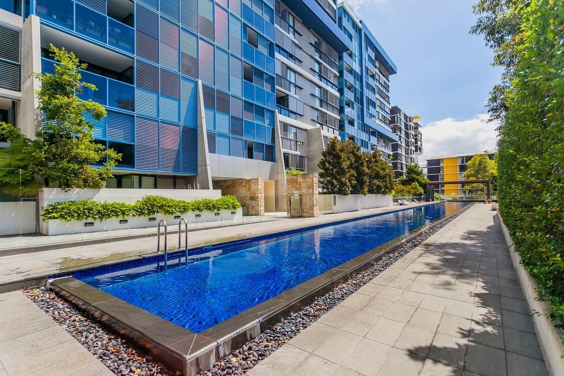 112/10 Pyrmont Bridge Road, Camperdown Sold by Raine & Horne Newtown - image 1