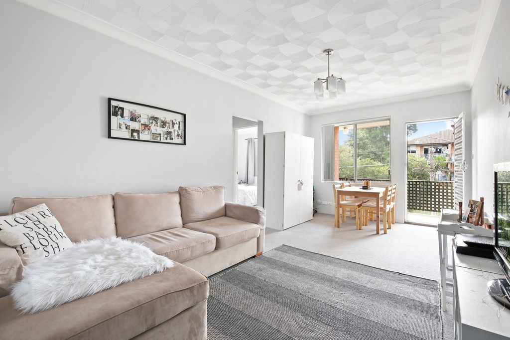 4/20-22 Myra Road, Dulwich Hill Sold by Raine & Horne Newtown - image 1