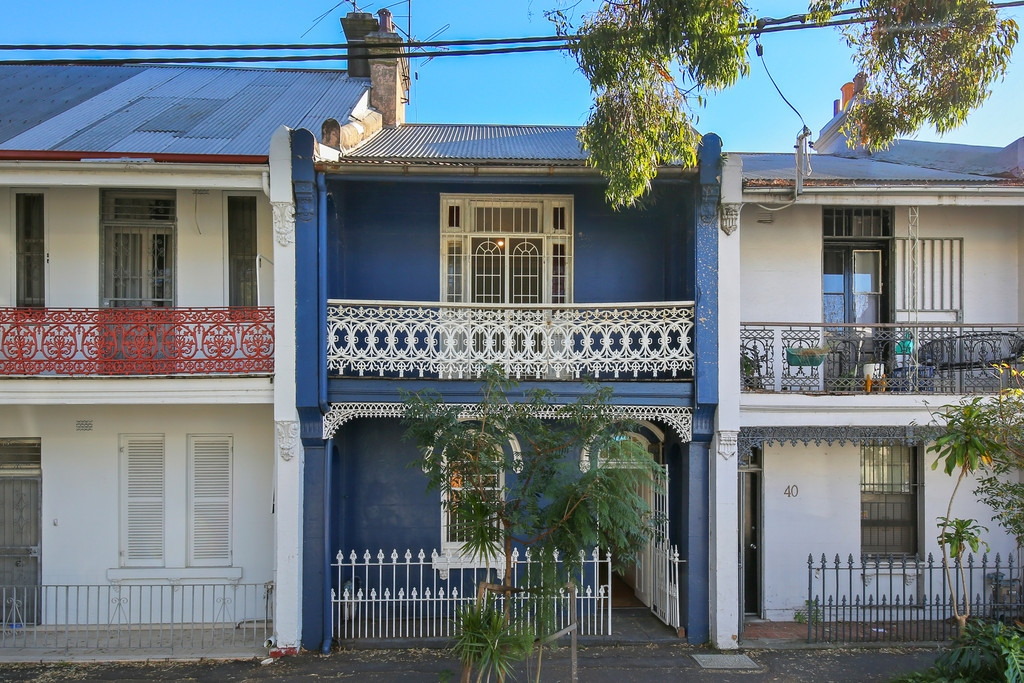 42 Lander Street, Darlington Sold by Raine & Horne Newtown - image 1