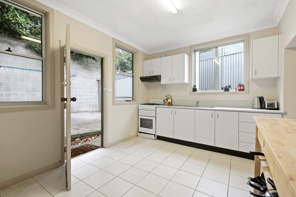 41 Fotheringham Street, Enmore Sold by Raine & Horne Newtown - image 1