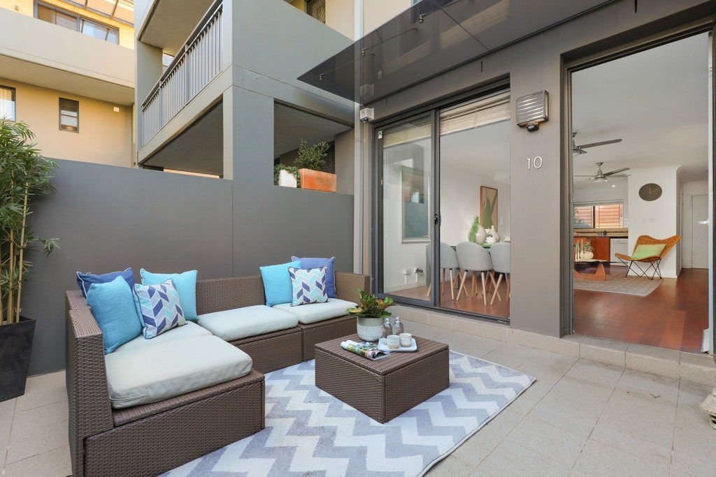 10/18-20 Newton Street, Alexandria Sold by Raine & Horne Newtown - image 1