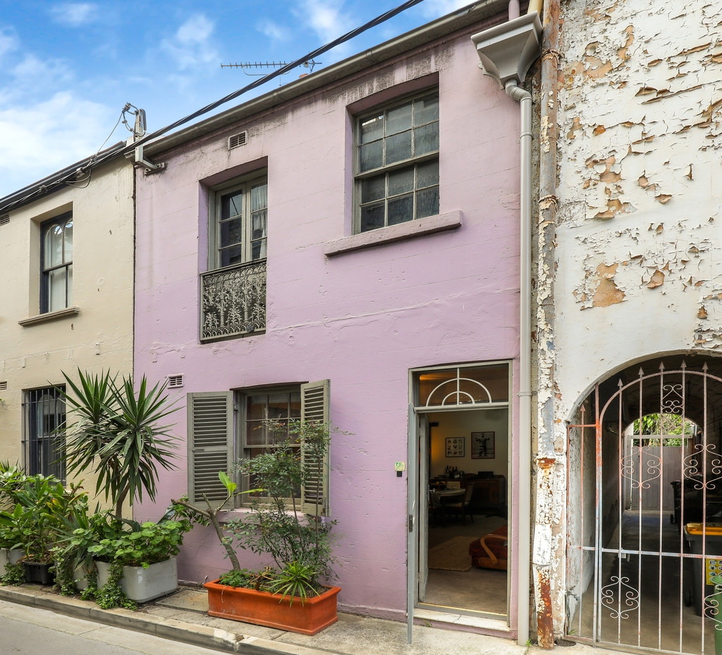 7 Dick Street, Chippendale Sold by Raine & Horne Newtown - image 1