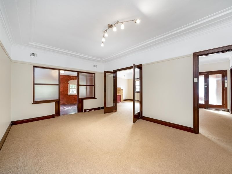 735 King Georges Road, Hurstville Leased by Raine & Horne Newtown - image 1