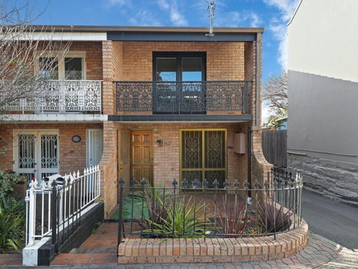 52 Rose Street, Chippendale Sold by Raine & Horne Newtown