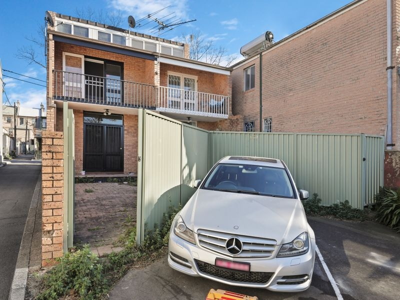 52 Rose Street, Chippendale Sold by Raine & Horne Newtown - image 1