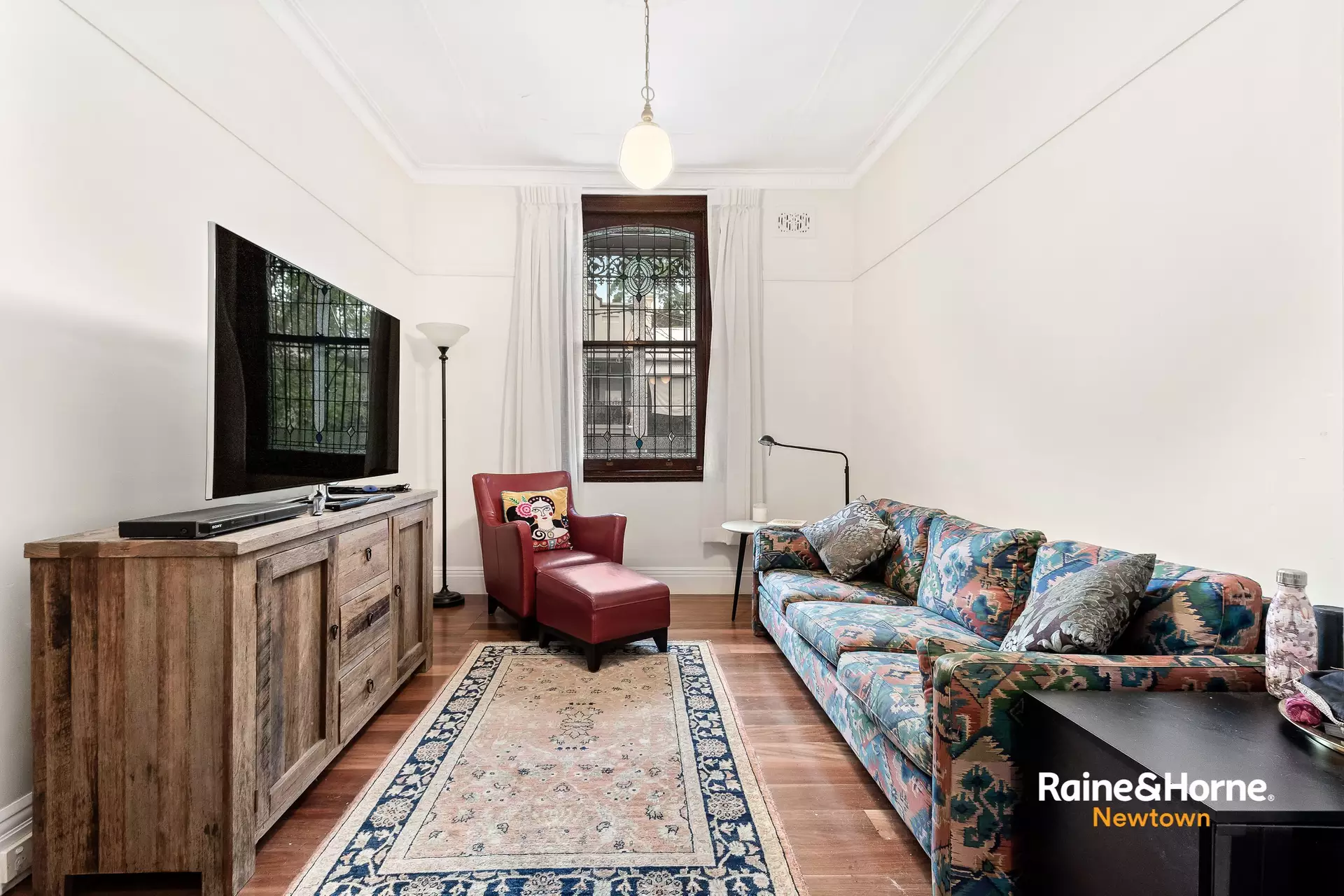 35 Rose Street, Chippendale Leased by Raine & Horne Newtown - image 1