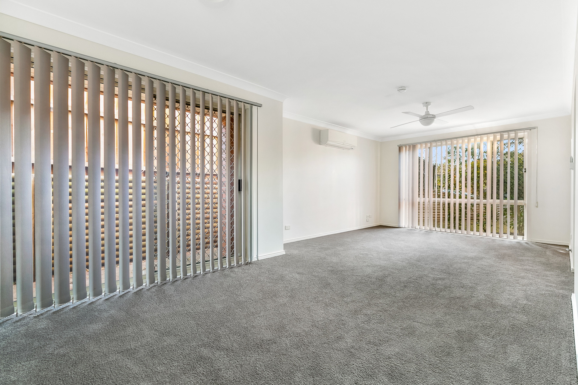 5A Tower Court, Castle Hill Leased by Raine & Horne Newtown - image 1