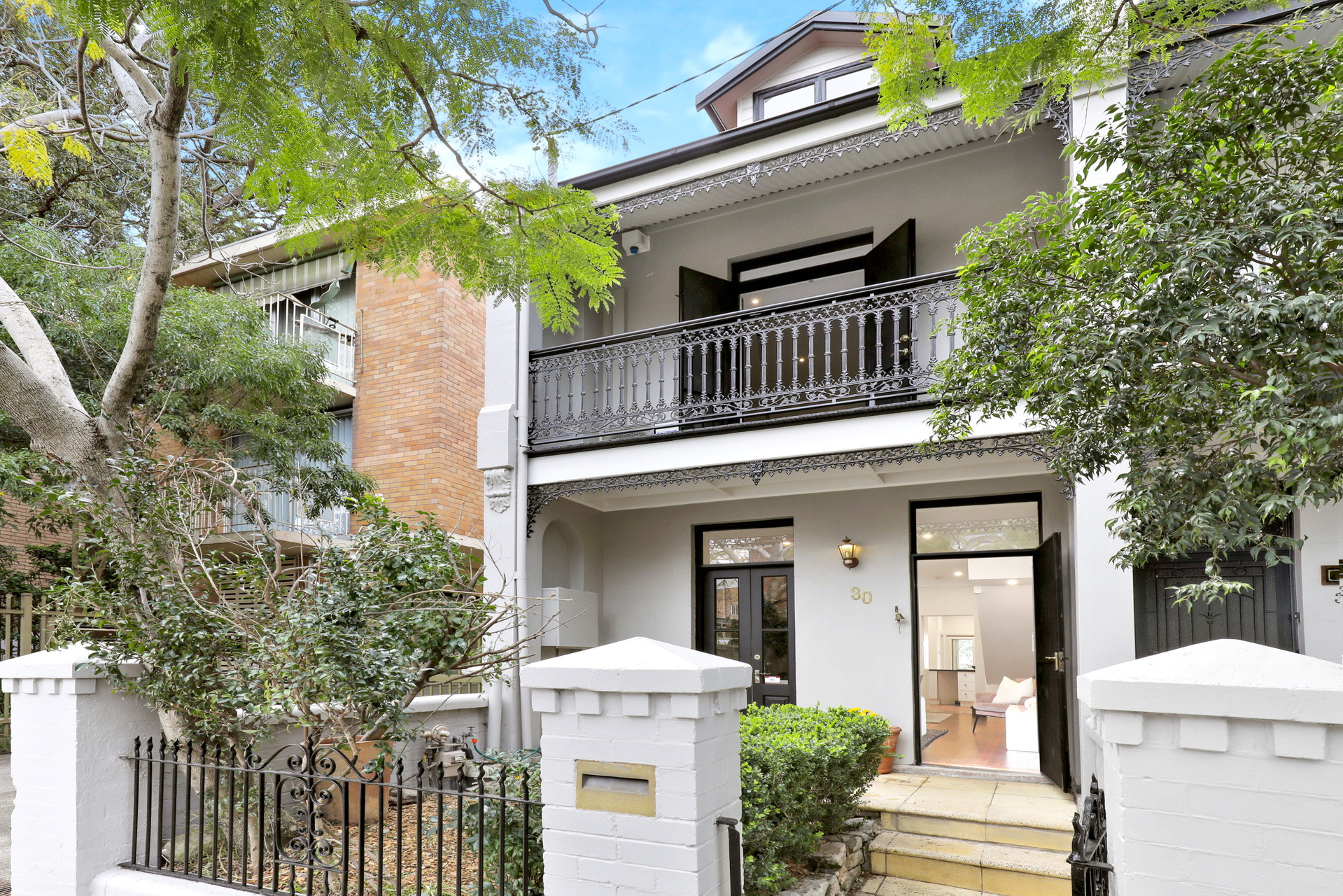 30 Brown Street, Newtown Sold by Raine & Horne Newtown - image 1