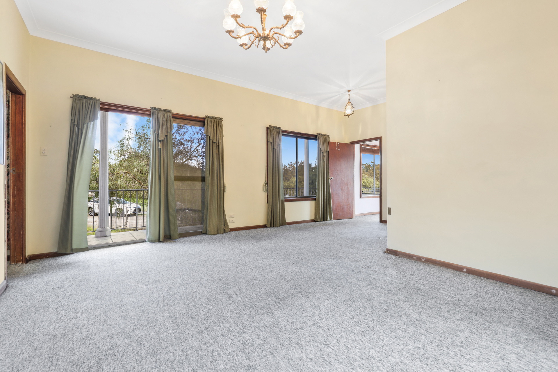 1 Chadwick Avenue, Marrickville Sold by Raine & Horne Newtown - image 1