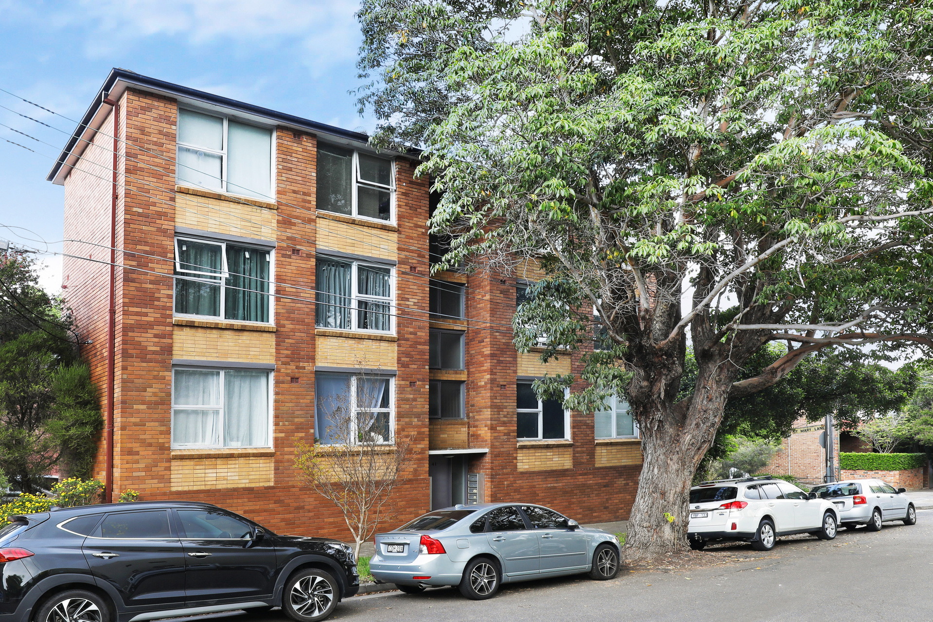 7/27-31 St Marys Street, Camperdown Sold by Raine & Horne Newtown - image 1