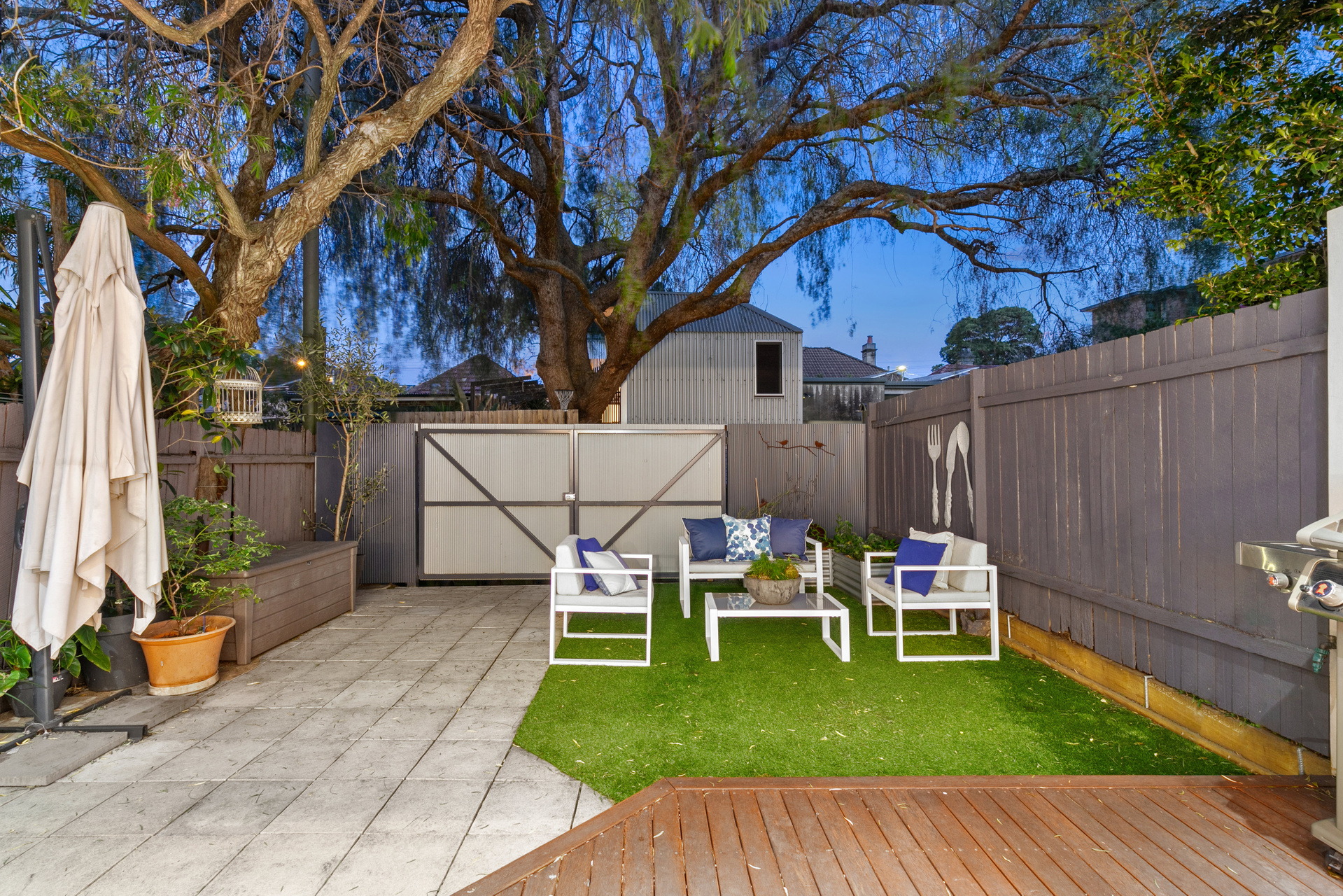 13 Stafford Street, Stanmore Sold by Raine & Horne Newtown - image 1