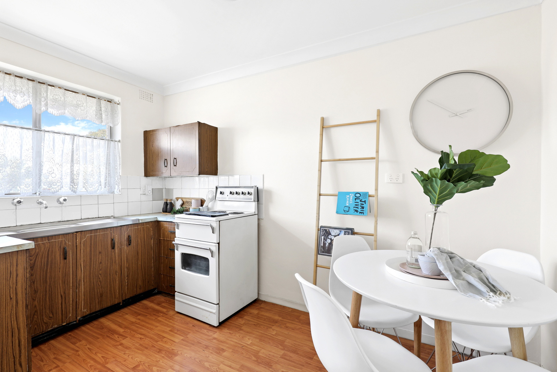 7/134 The Boulevarde, Dulwich Hill Sold by Raine & Horne Newtown - image 1