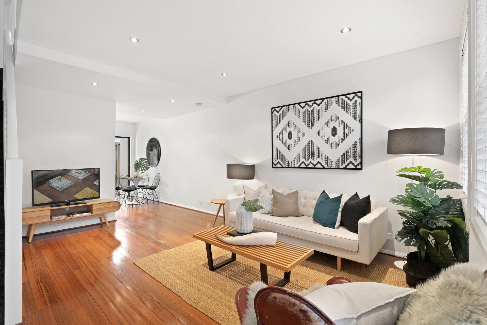 13/15-23A Knight Street, Erskineville Sold by Raine & Horne Newtown - image 1