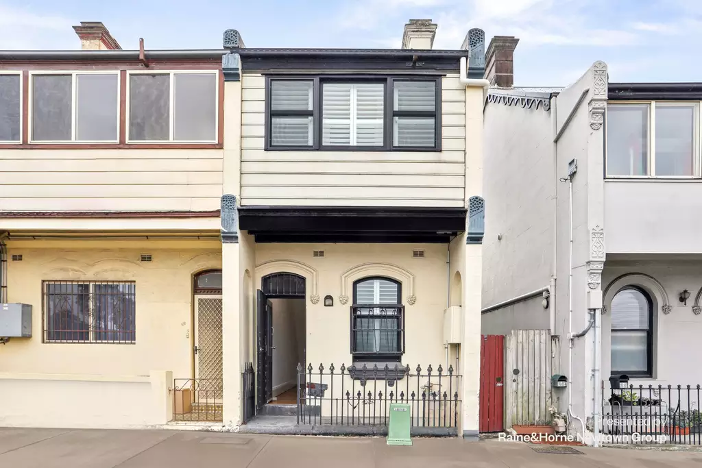 27 Campbell Street, St Peters Leased by Raine & Horne Newtown