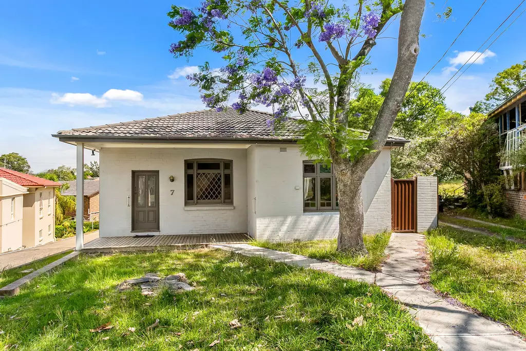 7 Welby Street, Eastwood Leased by Raine & Horne Newtown