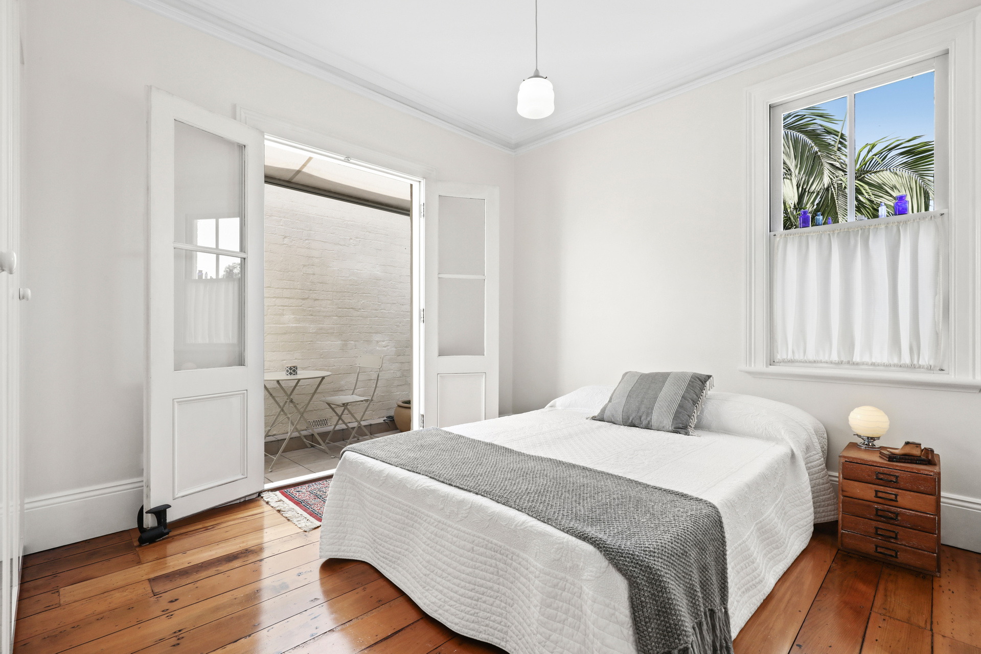 99 Fitzroy Street, Surry Hills Sold by Raine & Horne Newtown - image 1