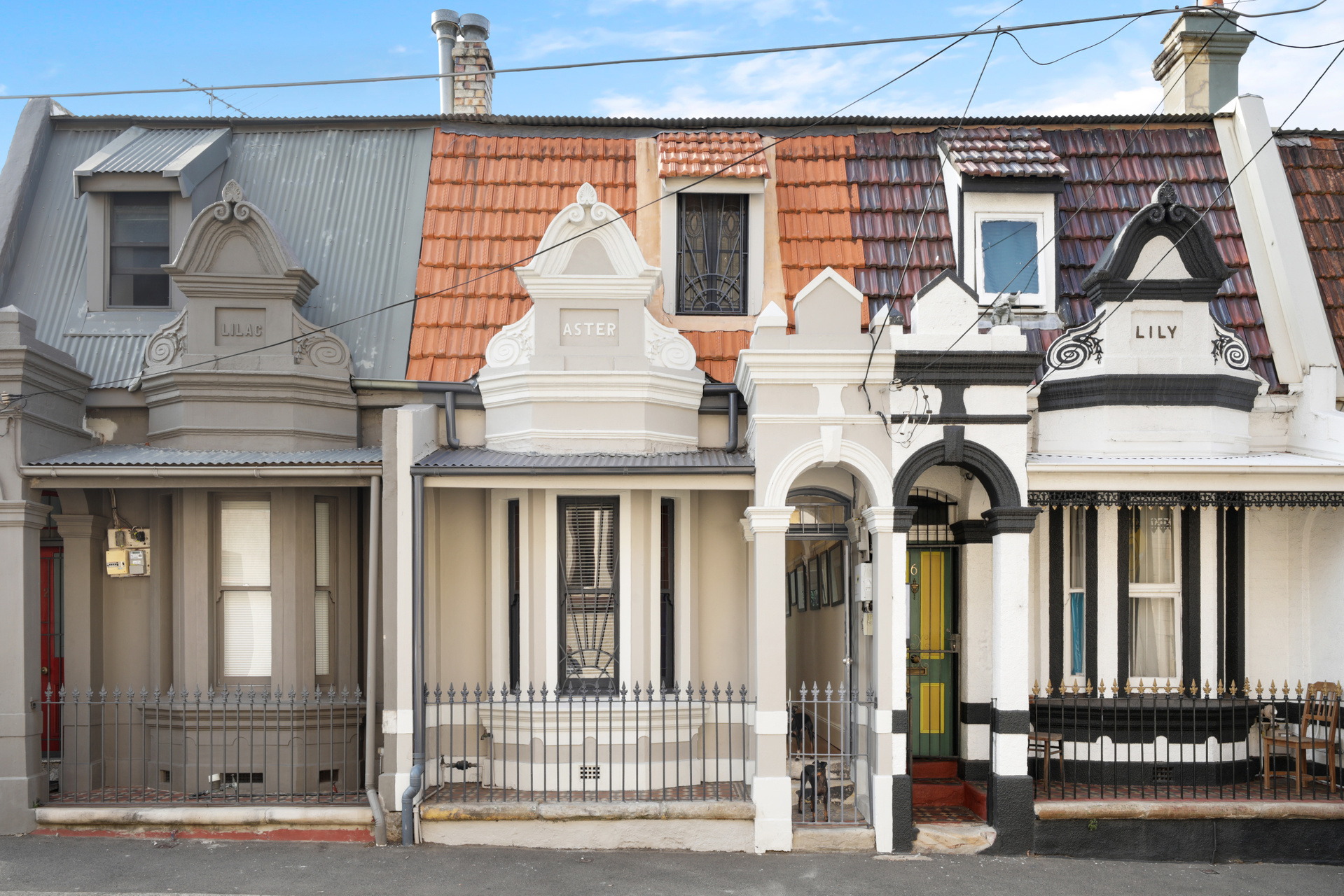 4 Lennox Street, Newtown Sold by Raine & Horne Newtown - image 1