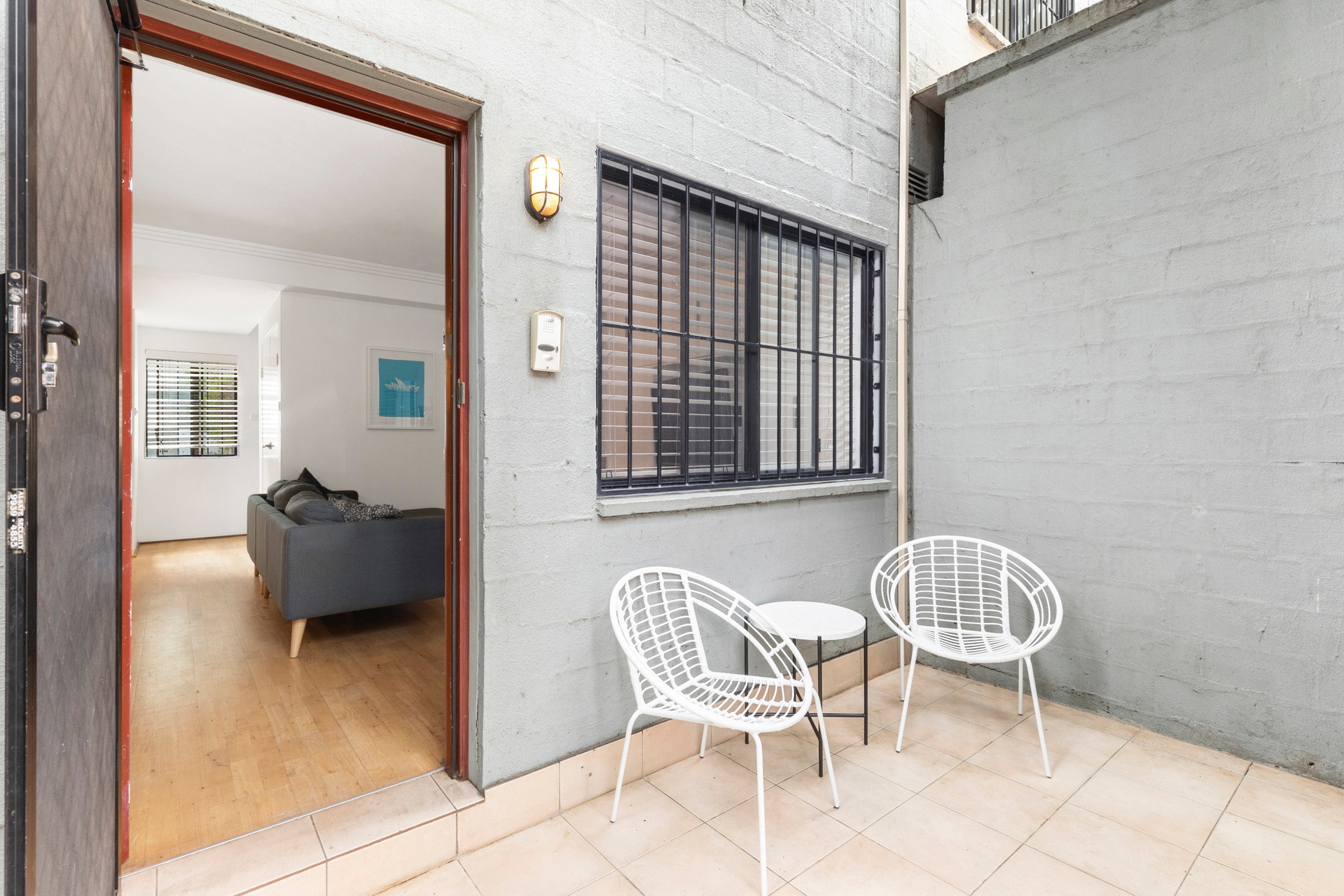 13/127 Railway Parade, Erskineville Sold by Raine & Horne Newtown - image 1