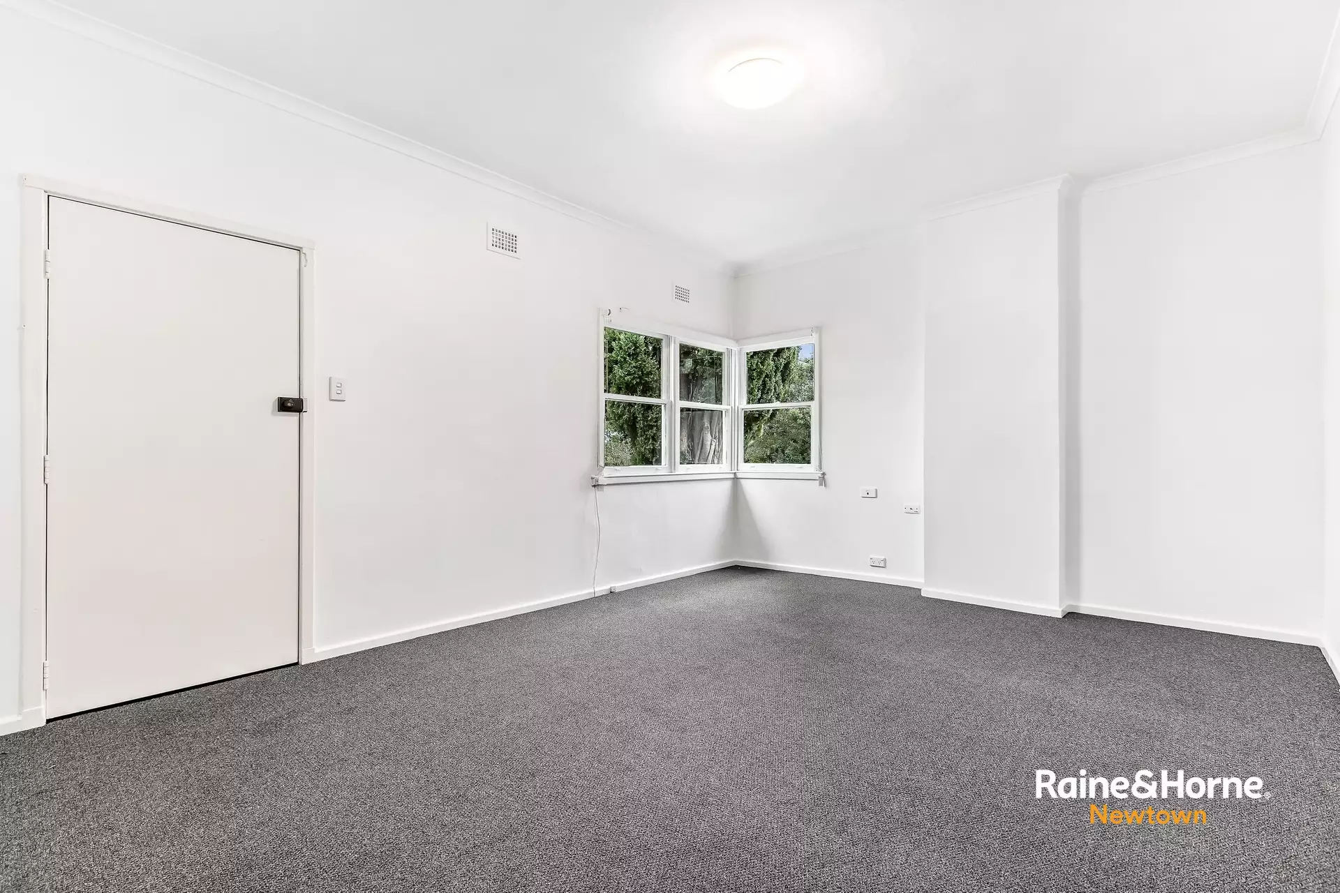 713 Henry Lawson Drive, East Hills For Lease by Raine & Horne Newtown - image 1