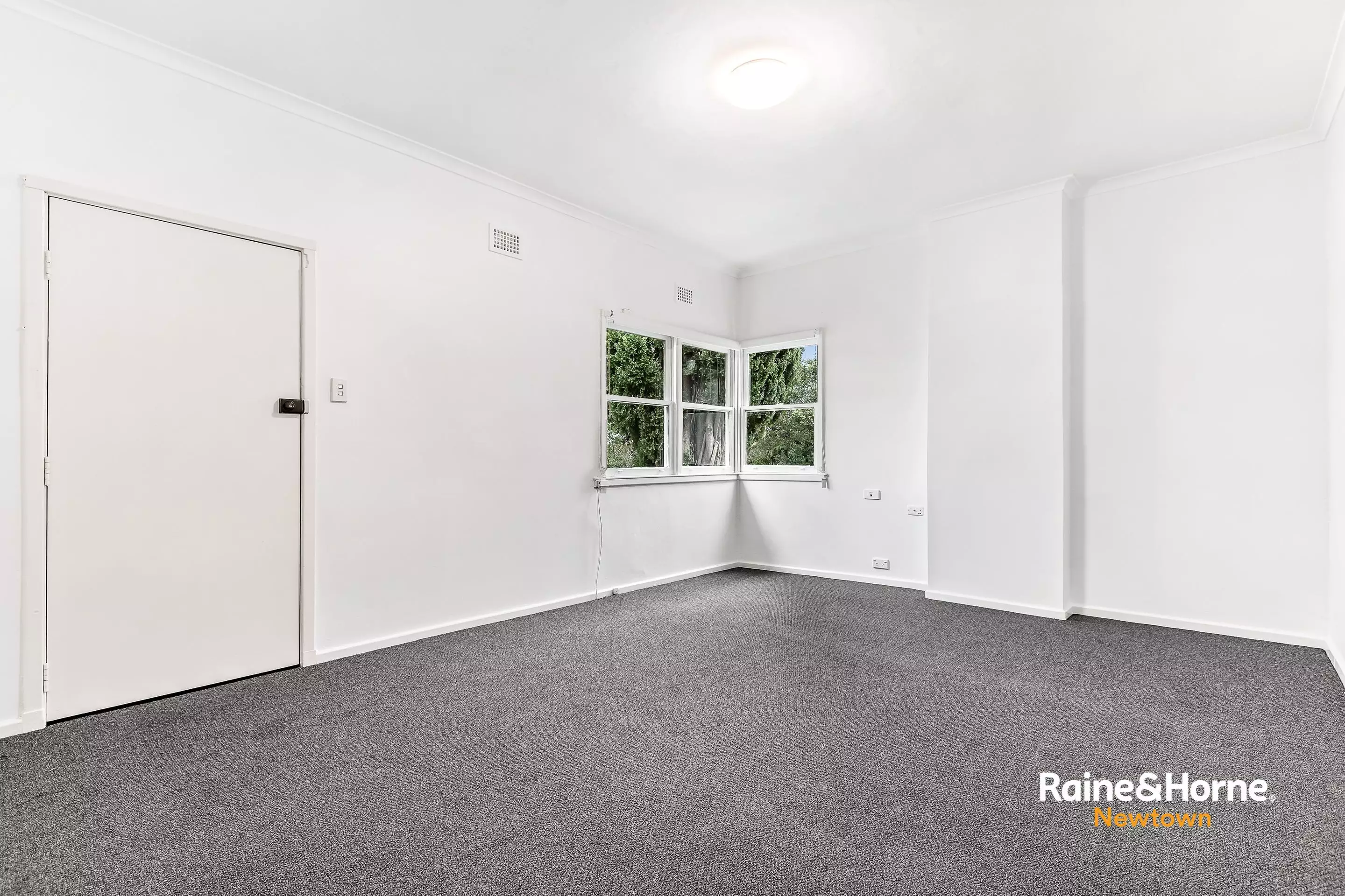 713 Henry Lawson Drive, East Hills For Lease by Raine & Horne Newtown - image 1