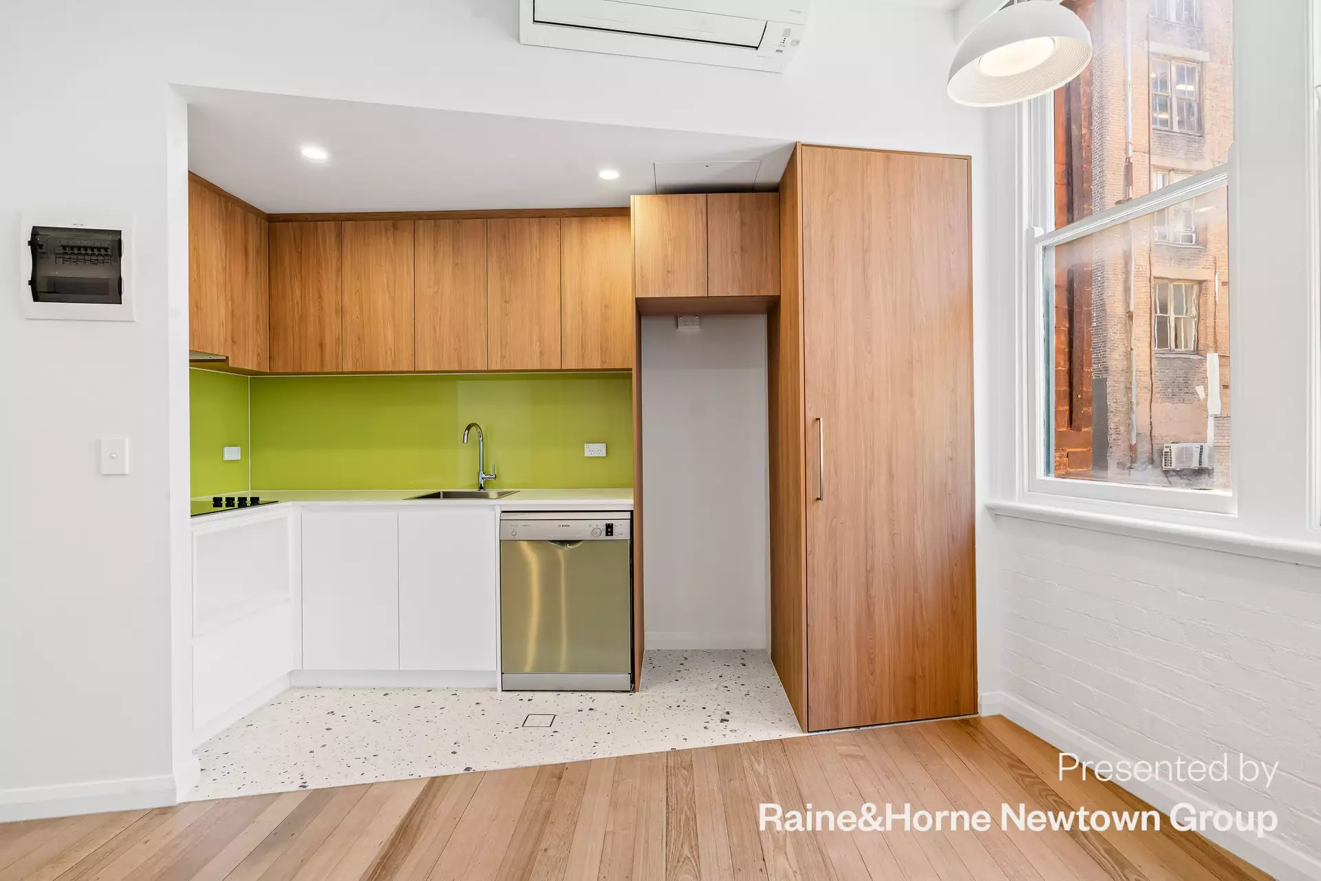 2/80 Campbell Street, Surry Hills Leased by Raine & Horne Newtown - image 1