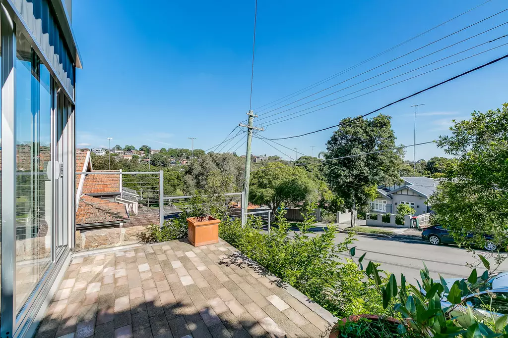 386A Livingstone Road, Marrickville Leased by Raine & Horne Newtown - image 1