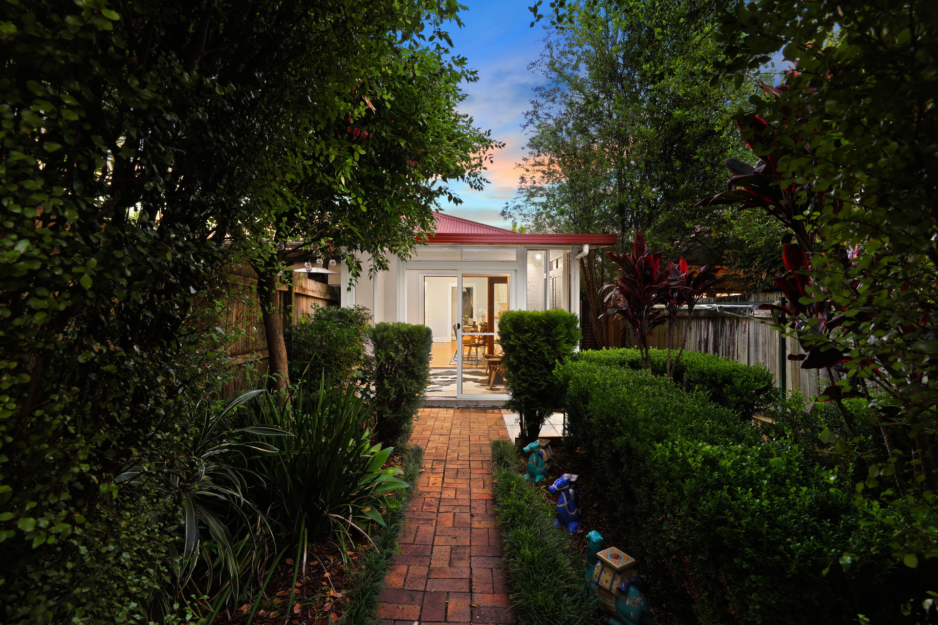 79 Darley Street, Newtown Sold by Raine & Horne Newtown - image 1