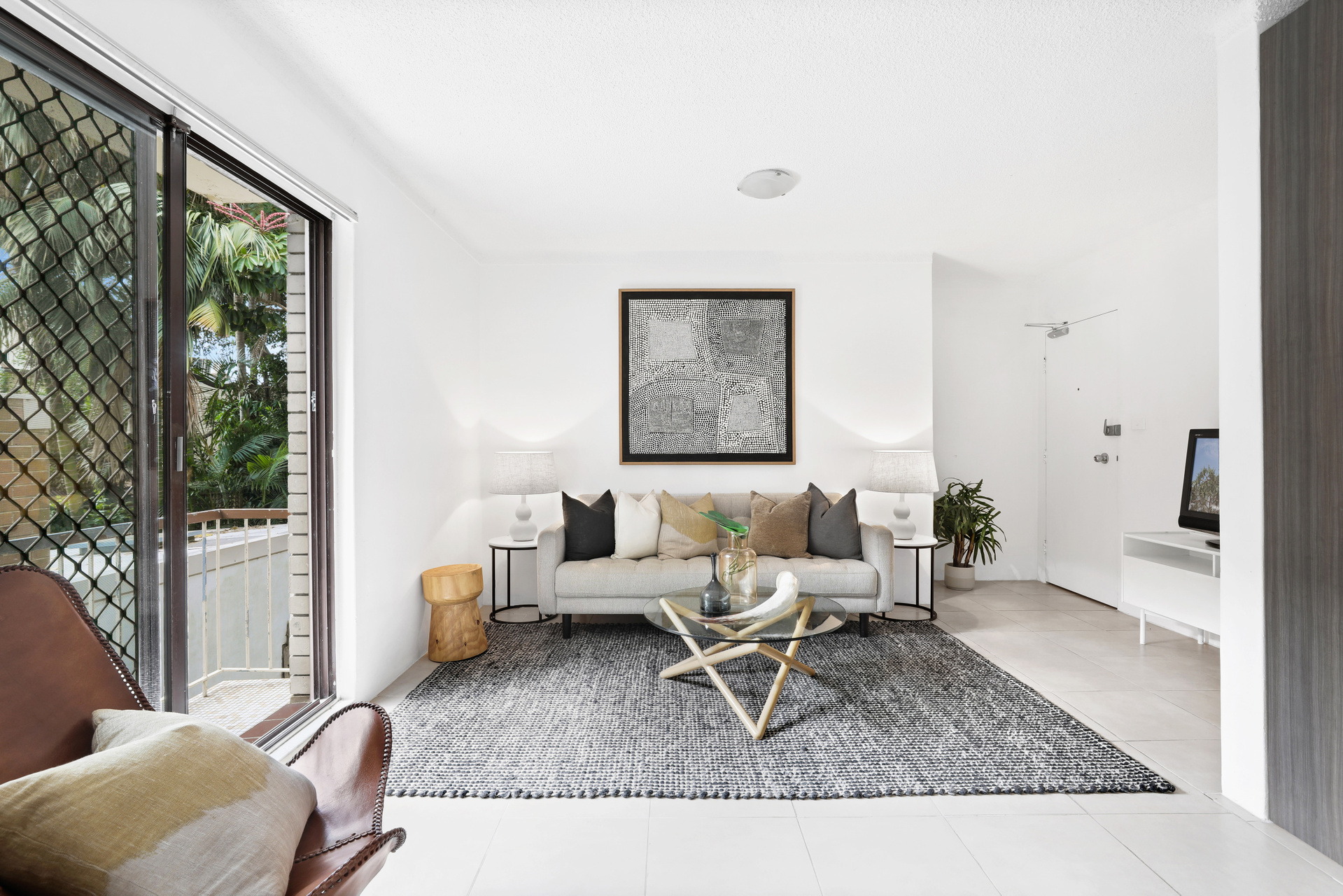 1/119 Pitt Street, Redfern Sold by Raine & Horne Newtown - image 1