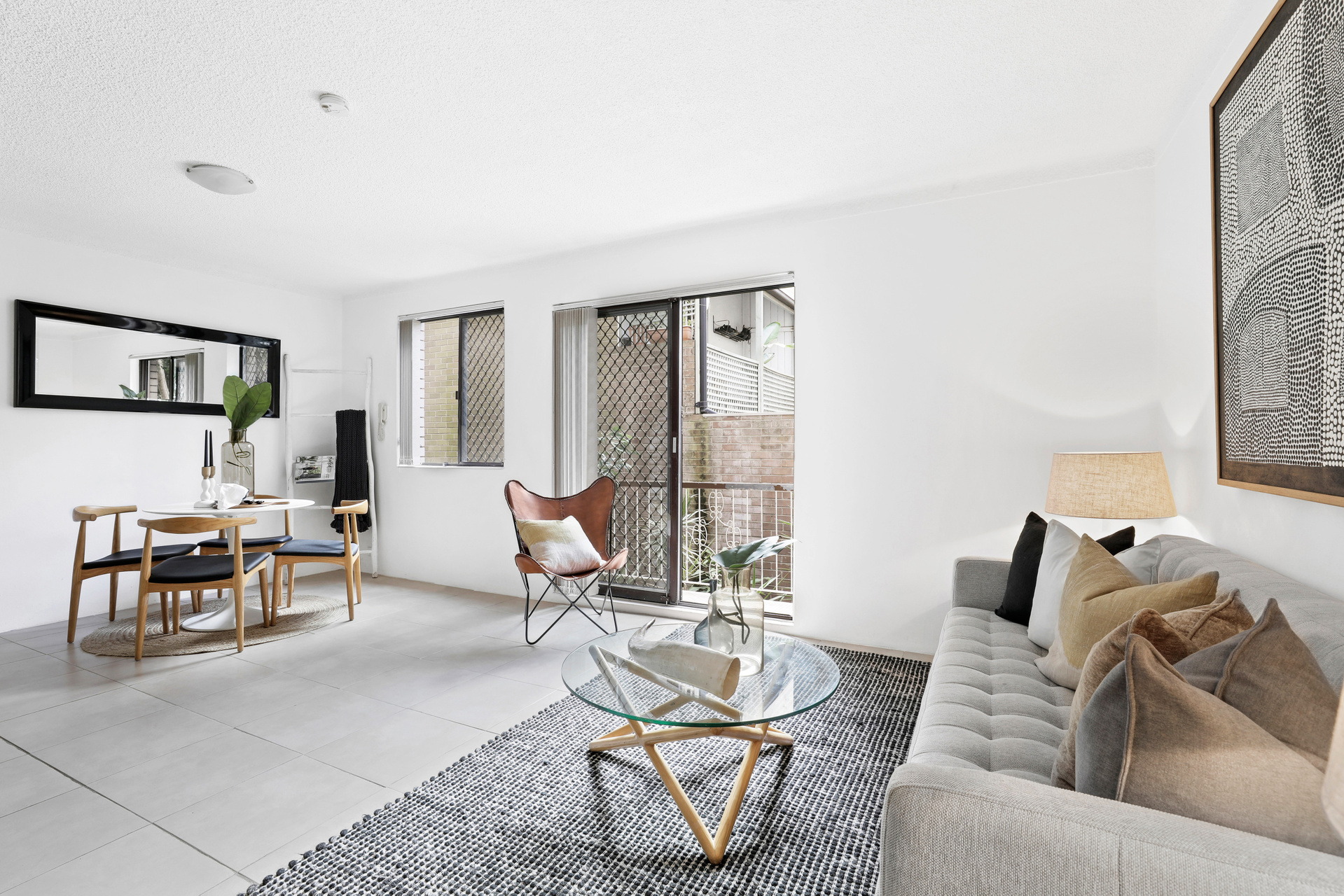 1/119 Pitt Street, Redfern Sold by Raine & Horne Newtown - image 1