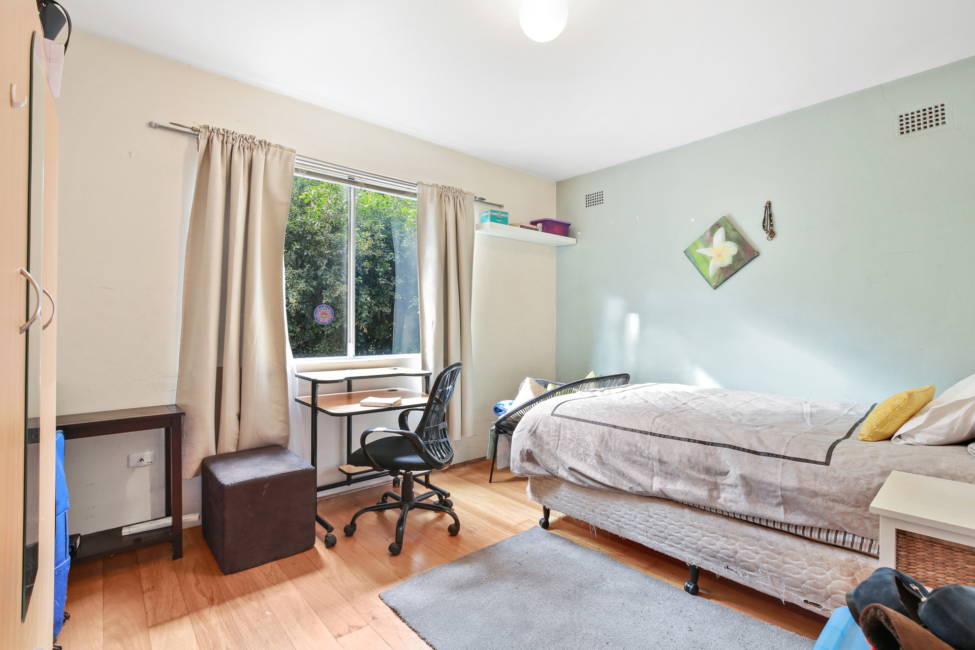 4/27-29 Pile Street, Marrickville Sold by Raine & Horne Newtown - image 1