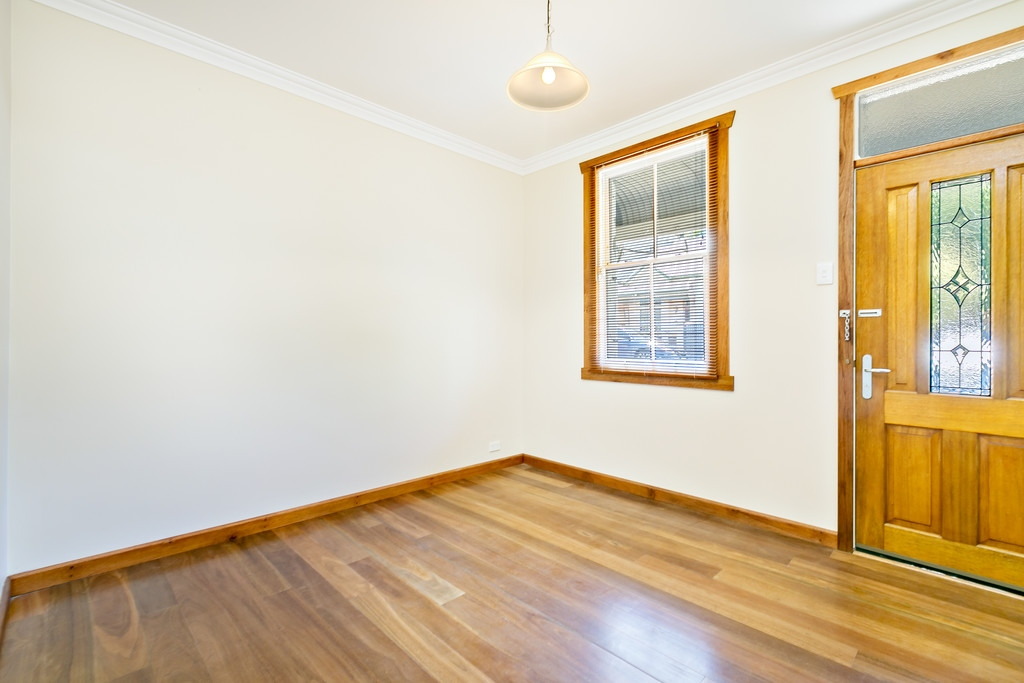 55 Gowrie Street, Newtown Leased by Raine & Horne Newtown - image 1