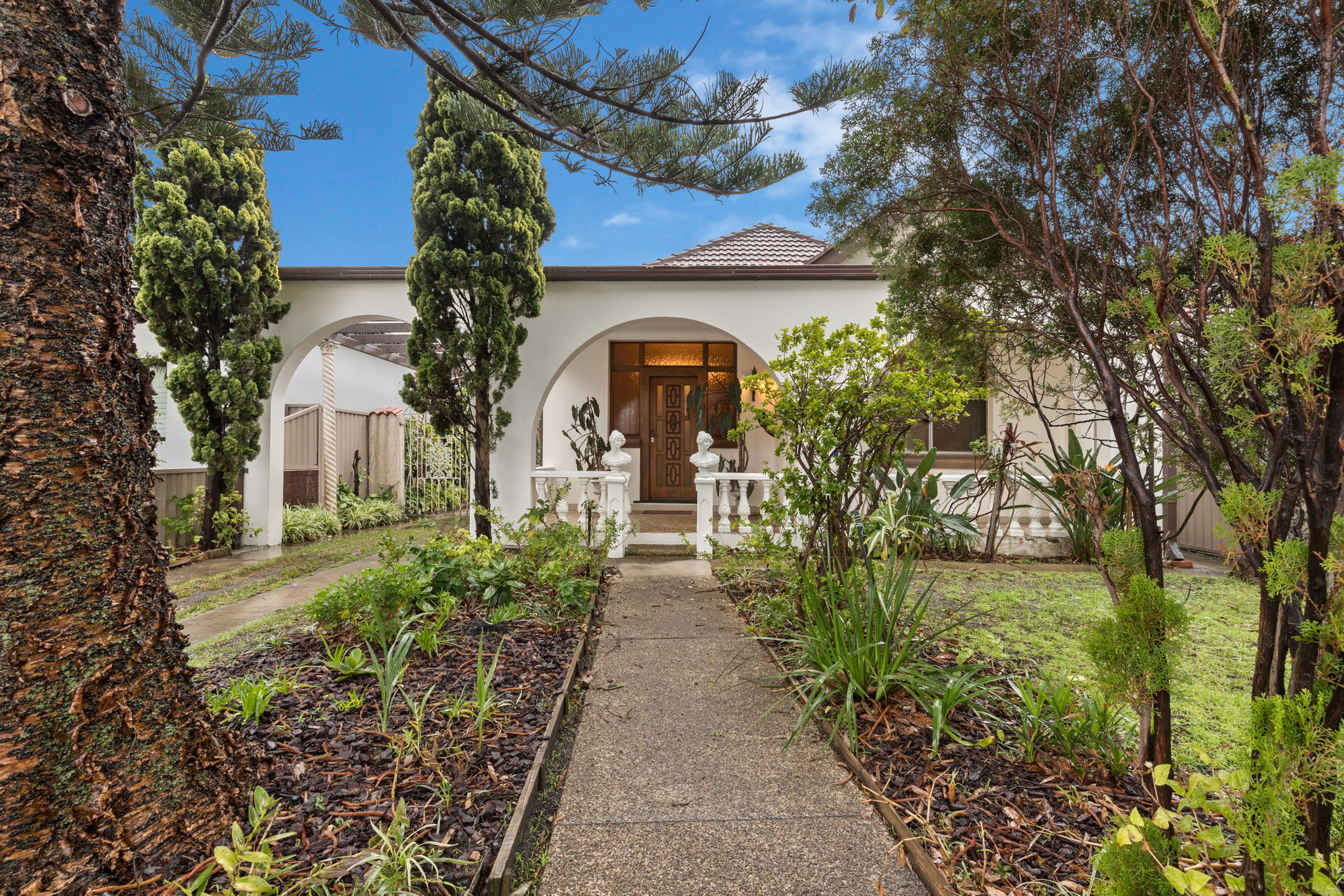 322 Gardeners Road, Rosebery Sold by Raine & Horne Newtown - image 1