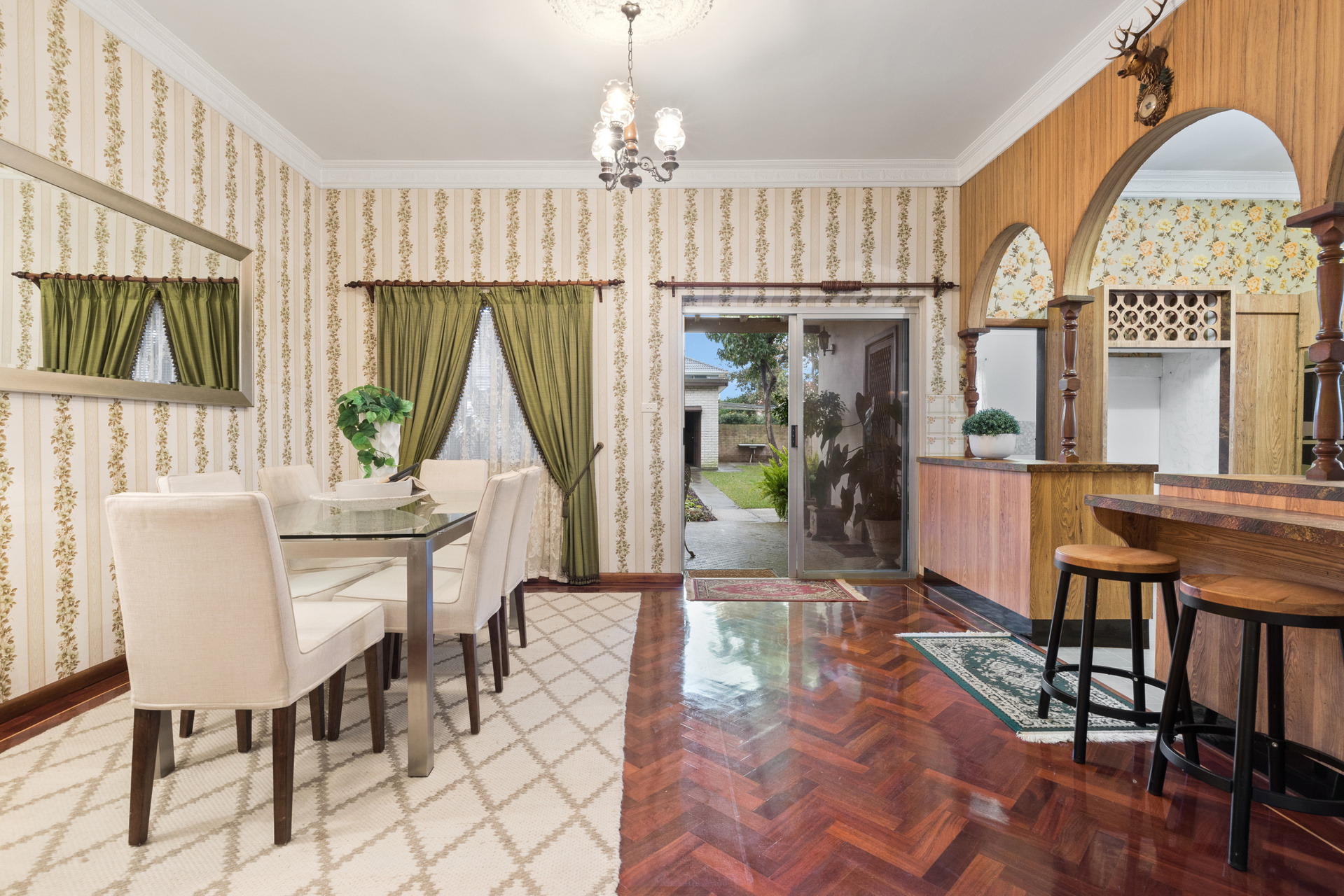 322 Gardeners Road, Rosebery Sold by Raine & Horne Newtown - image 1