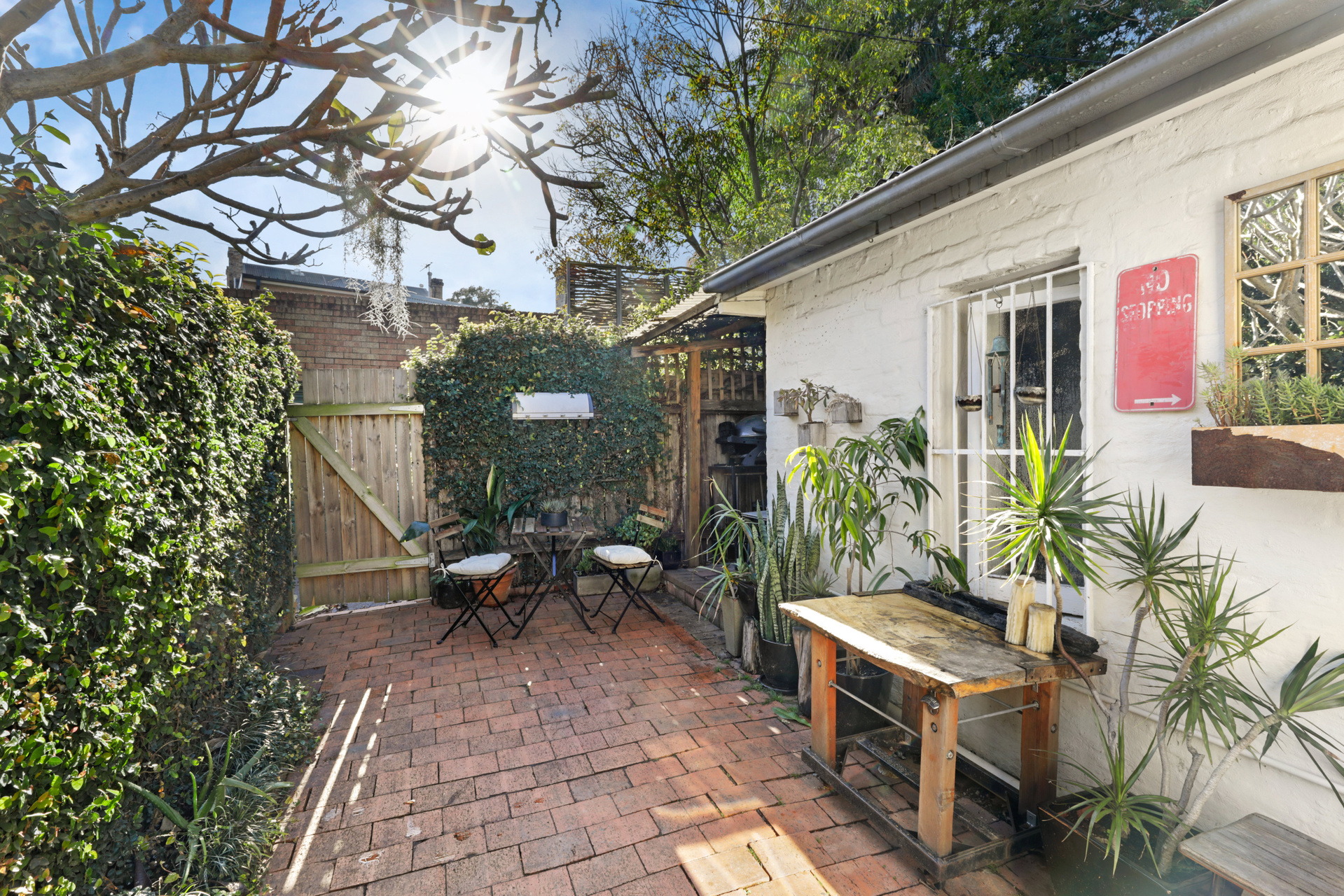 147 Bedford Street, Newtown Sold by Raine & Horne Newtown - image 1