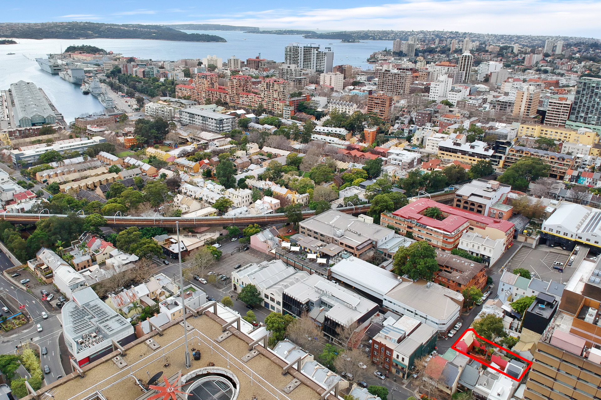 3 Corfu Street & 10 William Lane, Woolloomooloo Sold by Raine & Horne Newtown - image 1