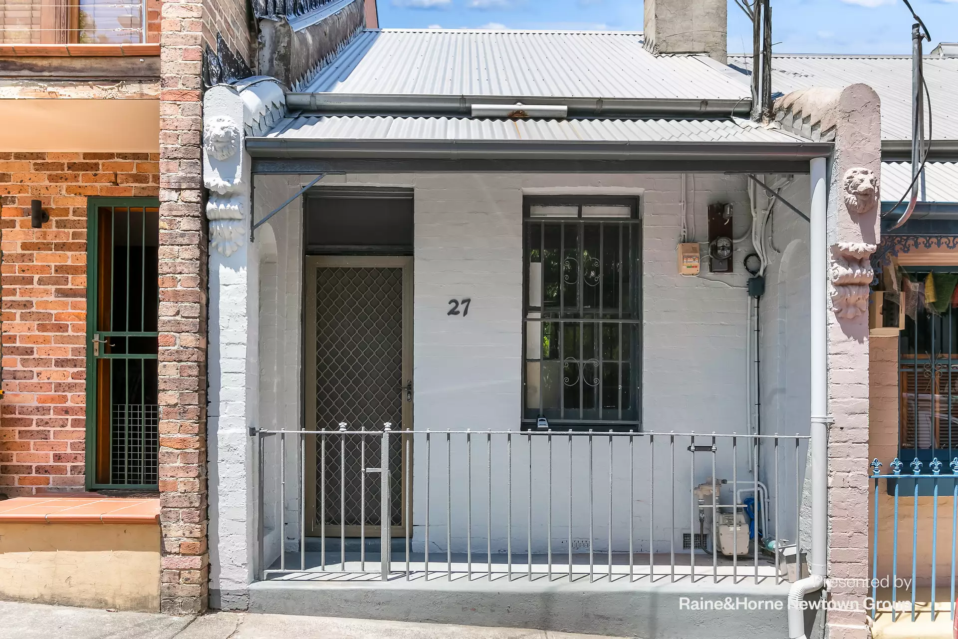 27 Morrissey Road, Erskineville Leased by Raine & Horne Newtown - image 1