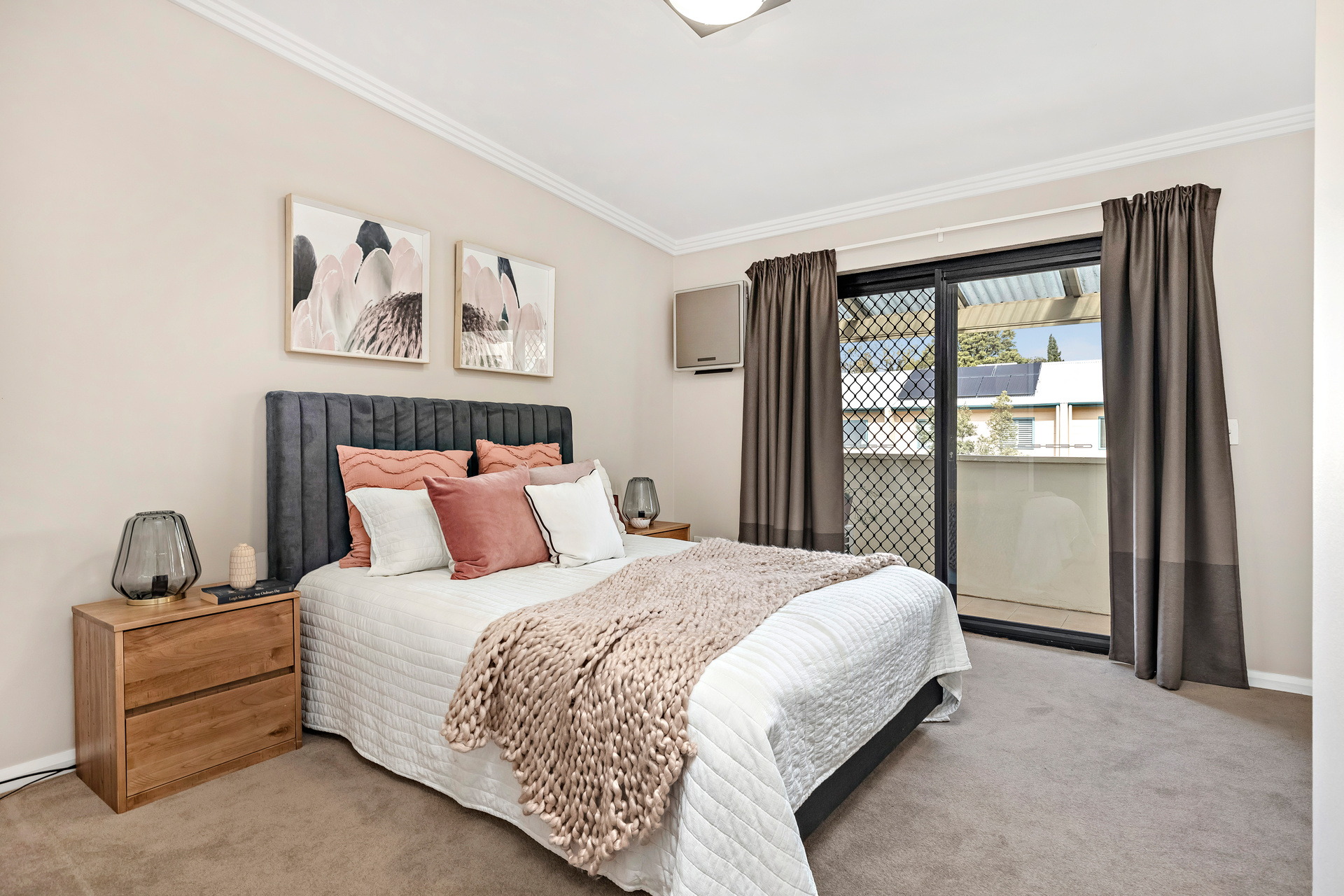 132A Camden Street, Enmore Sold by Raine & Horne Newtown - image 1