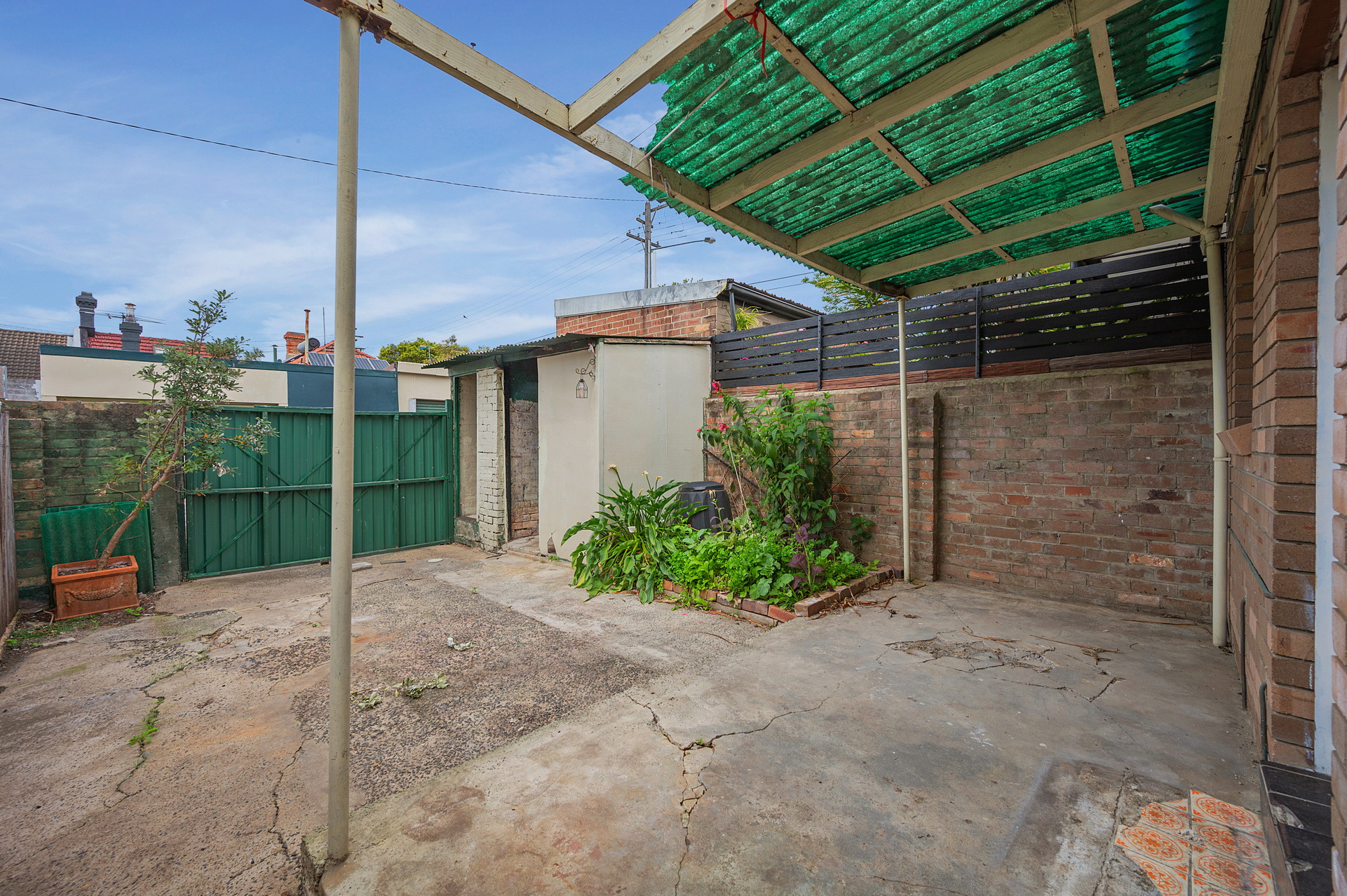 21 Durham Street, Stanmore Sold by Raine & Horne Newtown - image 1