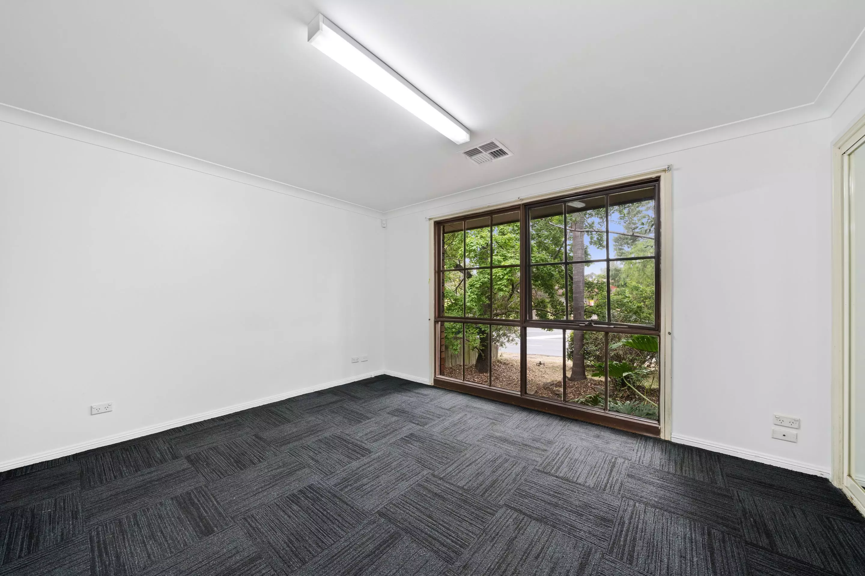 125 Showground Rd, Castle Hill For Lease by Raine & Horne Newtown - image 1