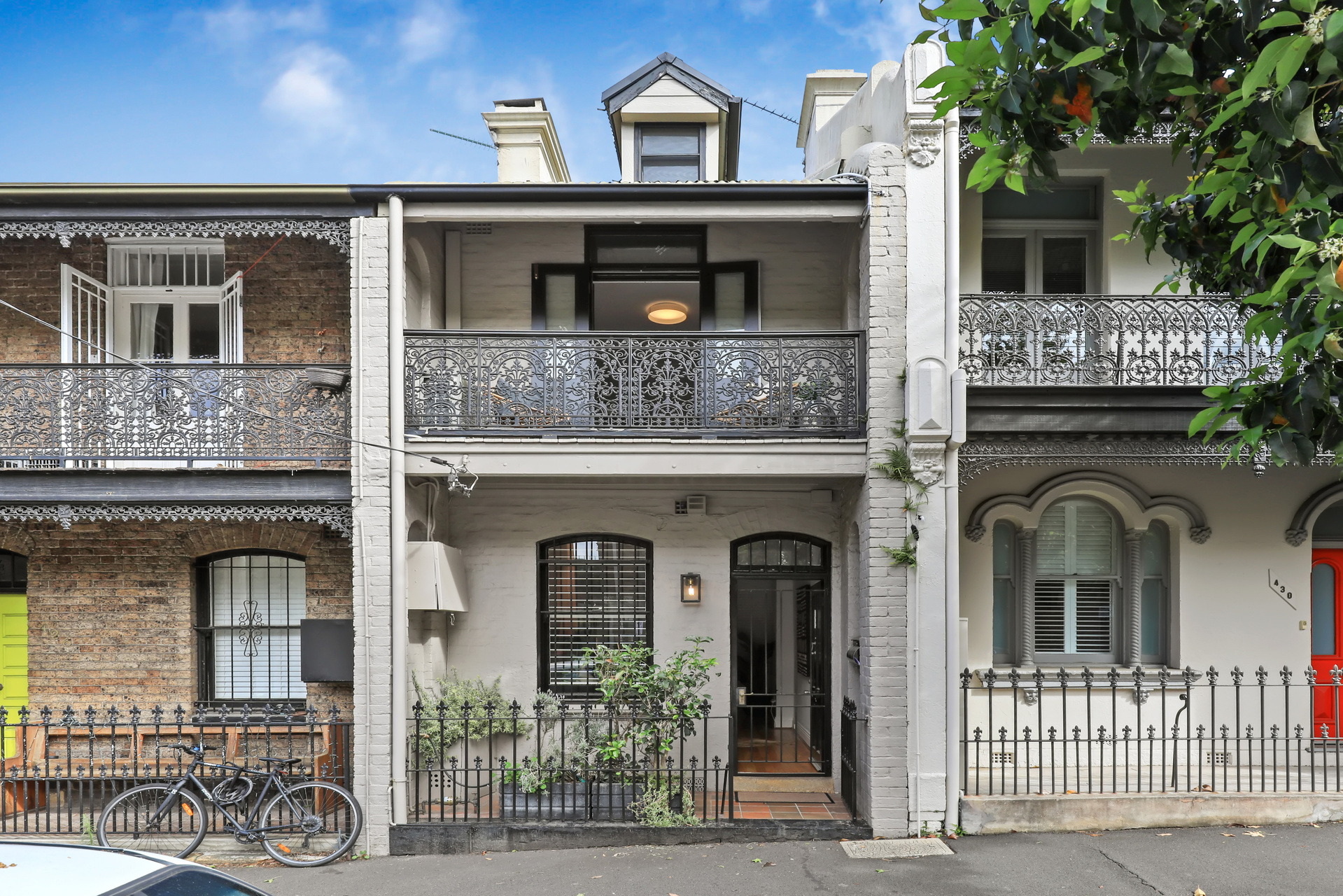 428 Abercrombie Street, Darlington Sold by Raine & Horne Newtown - image 1