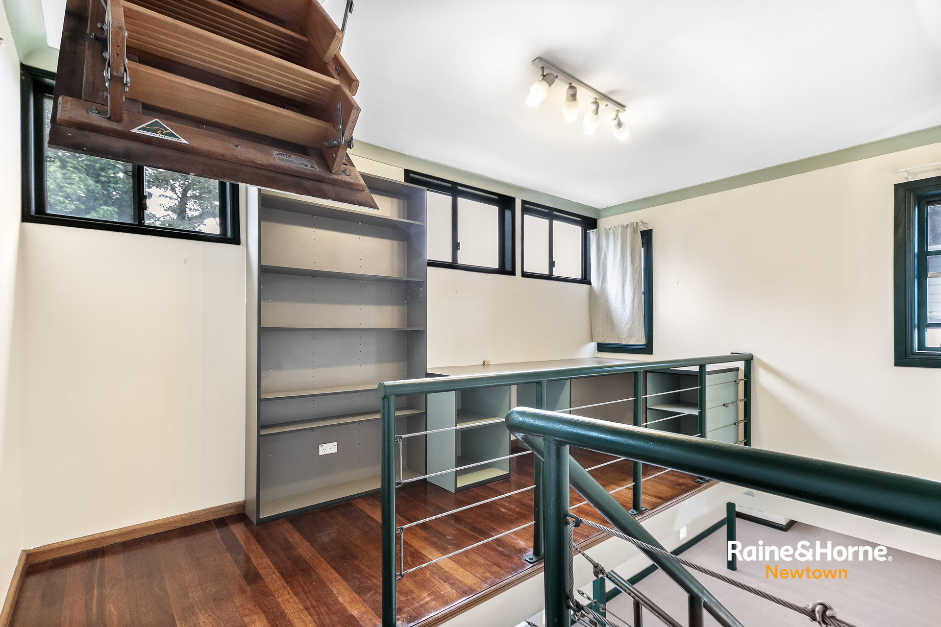 187a Flood Street, Leichhardt Leased by Raine & Horne Newtown - image 1