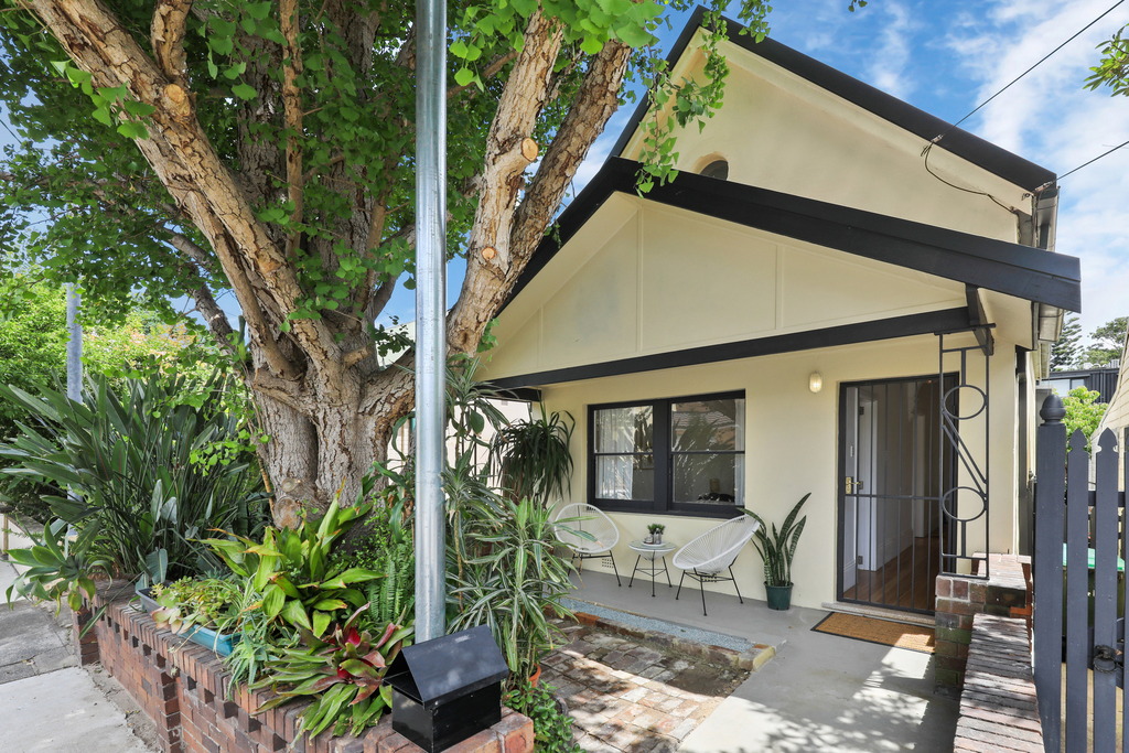 46 Edith Street, St Peters Sold by Raine & Horne Newtown