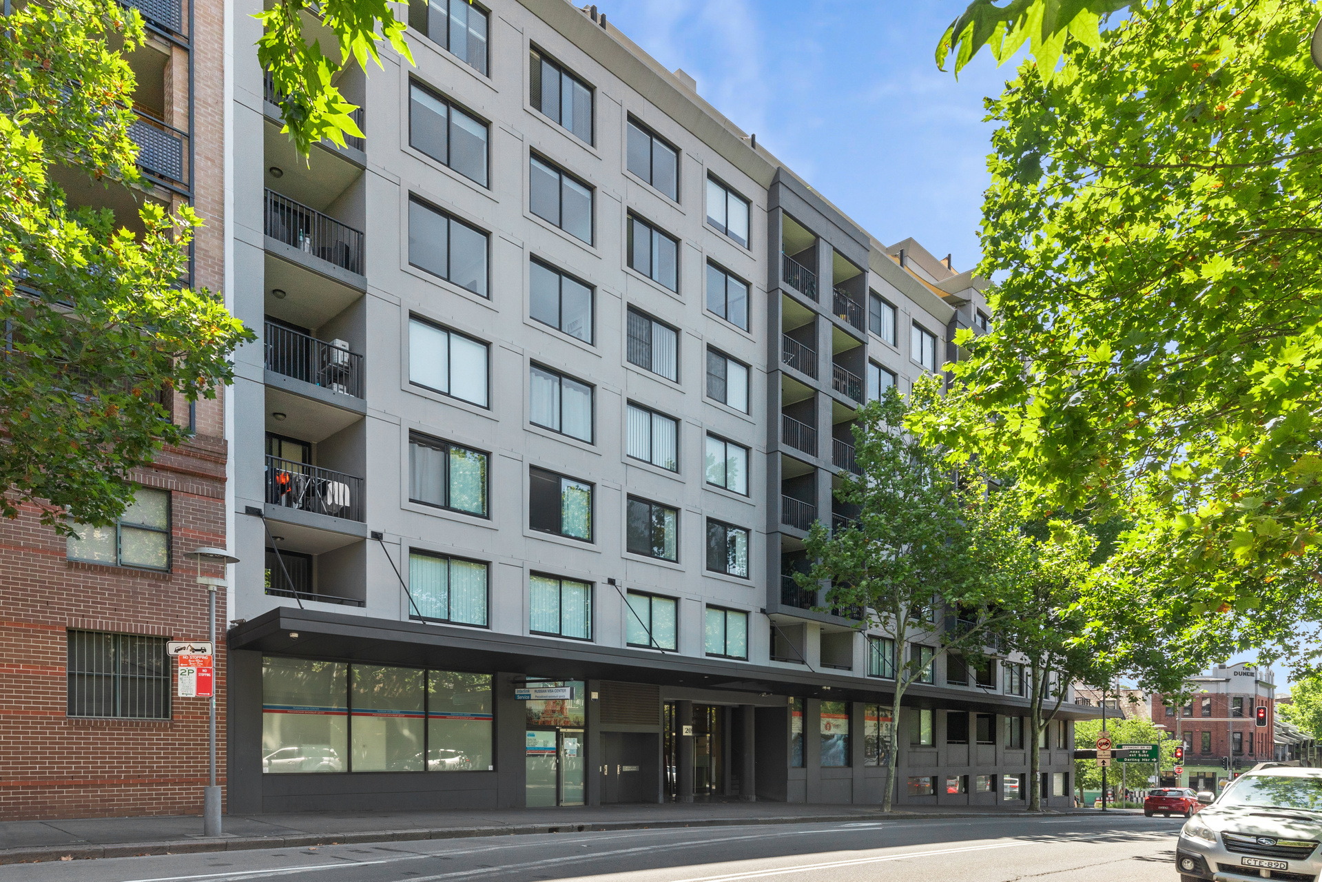 84/209 Harris Street, Pyrmont Sold by Raine & Horne Newtown - image 1