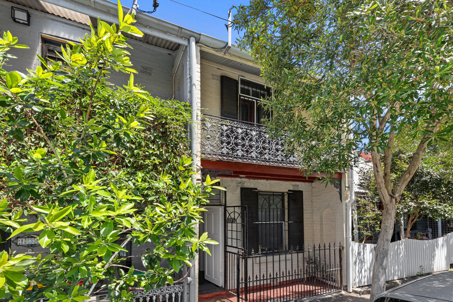 139 Little Eveleigh Street, Redfern Sold by Raine & Horne Newtown - image 1