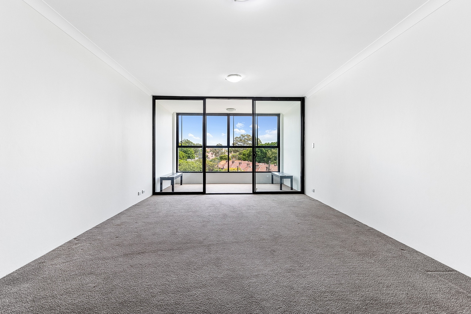 26/1-7 Railway Avenue, Stanmore Sold by Raine & Horne Newtown - image 1