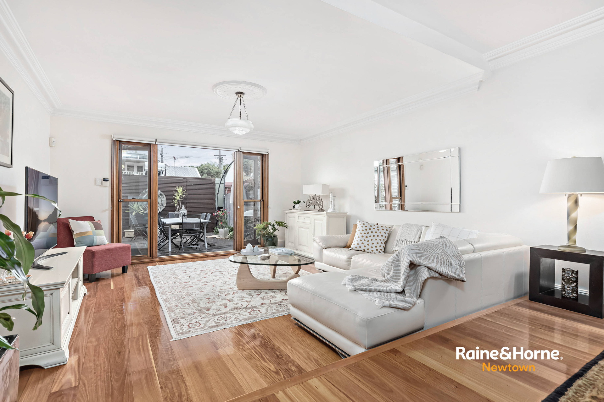 31 Kent Street, Newtown Sold by Raine & Horne Newtown - image 1