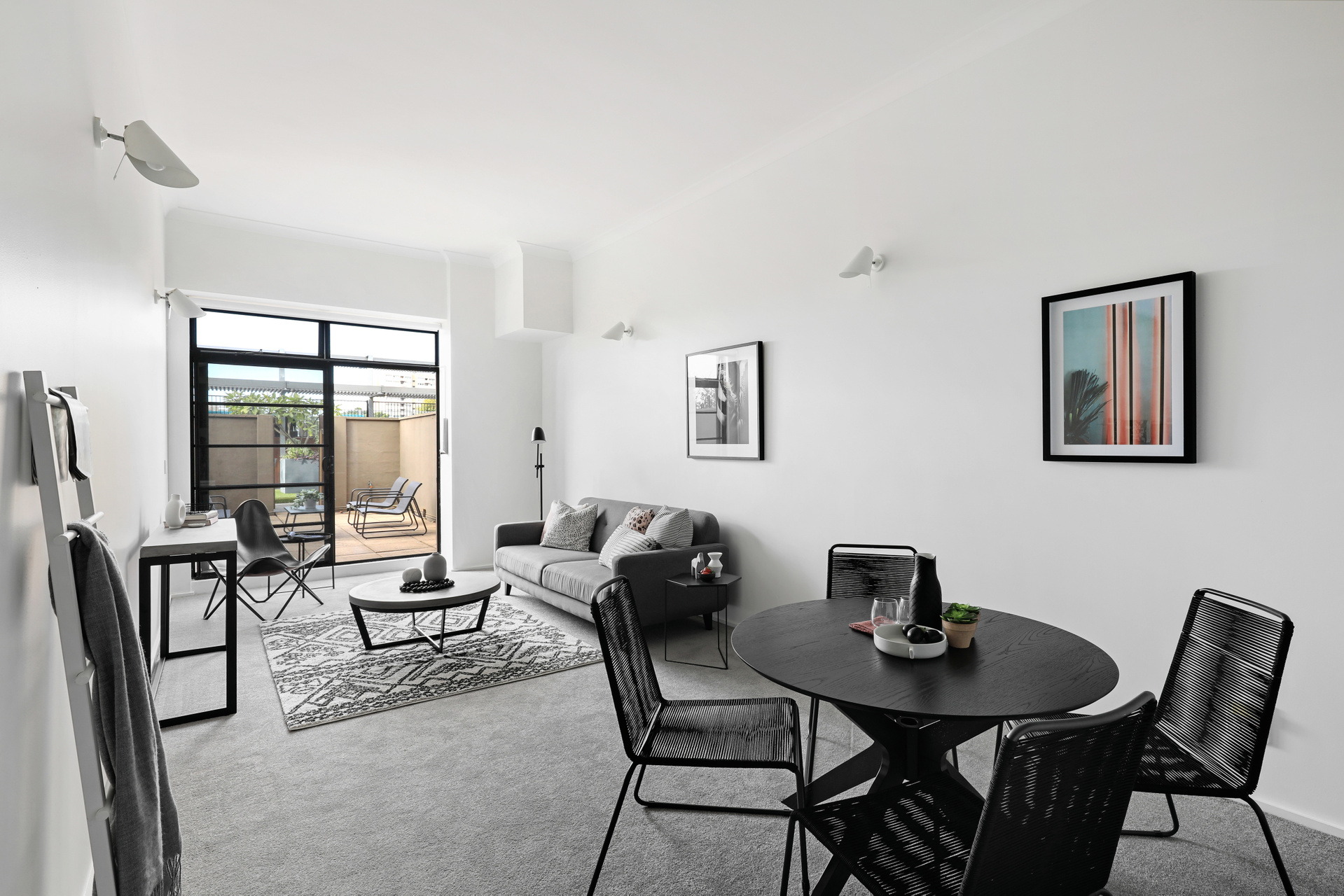 413/199 Regent Street, Redfern Sold by Raine & Horne Newtown - image 1