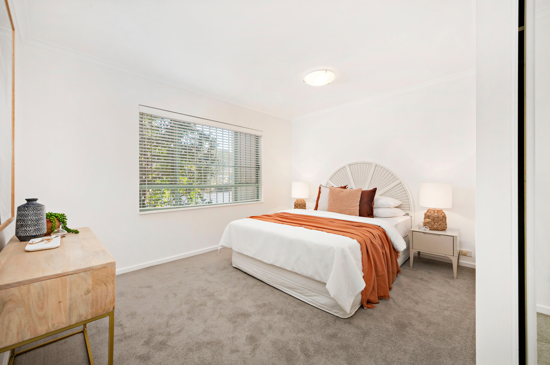 7/155-179 Missenden Road, Newtown Sold by Raine & Horne Newtown - image 1